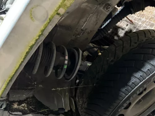 2 Stück VW Golf 4 Octavia A3 Stoßdämpfer Federbein Feder vorne 1J0413031AE TDI