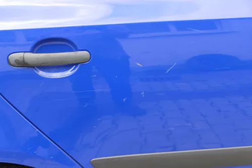 Skoda Fabia 5J Limousine Tür hinten rechts blau LF5K - Delle (182557)