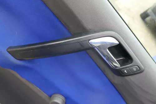 1x VW Polo 9N 9N3 Türverkleidung Verkleidung Tür vorne links  4/5-Türer  blau (182745)