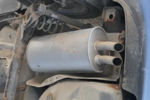 Audi A3 8L Auspuff Endschalldämpfer hinten 1,8 AGN APG 92kw V5 Mittelschalldämpf