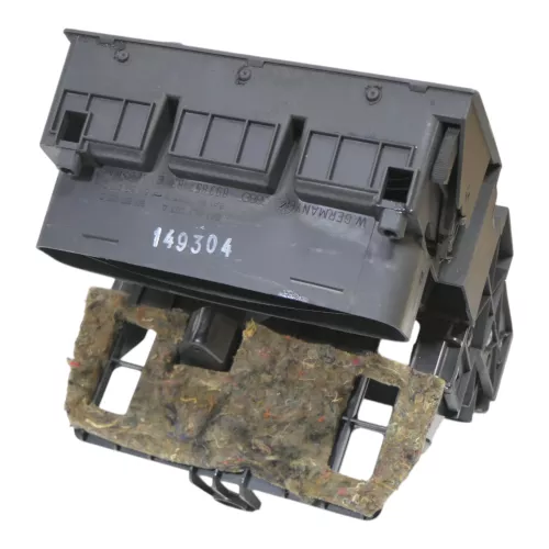 Audi 80 8C Lüftungsdüse Düse Lüftung vorne in der Mitte (182841)