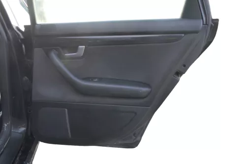 1x A4 8E B6 Türverkleidung Verkleidung Tür hinten rechts schwarz soul (182993)