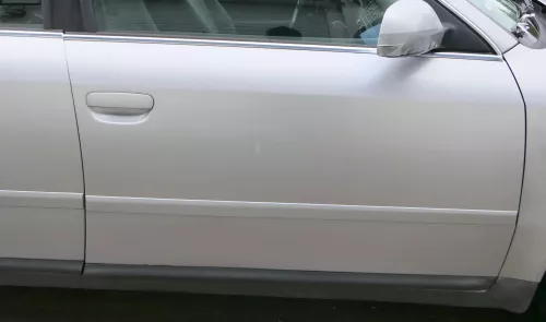 Audi A6 4B C5 Tür nur Türblatt vorne rechts Beifahrertür silber grau LY7W