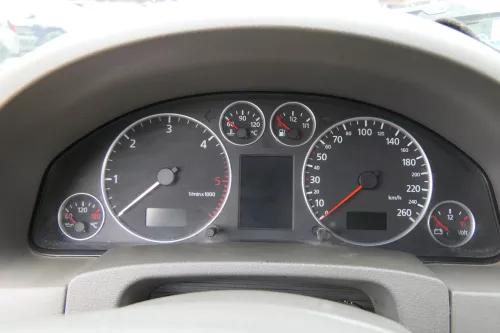 Audi A6 4B Tacho Tachometer Kombiinstrument 405.347km 4B0920933G 2,5 TDI
