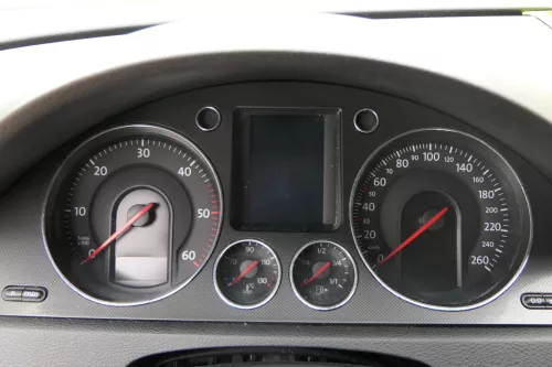 VW Passat 3C Tacho Tachometer 272.000km 3C0920870Q Diesel TDI