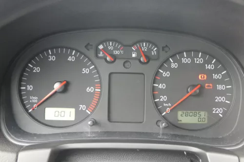 VW Golf 4 Tacho Tachometer Kombiinstrument 280.000km 1J0920802 1,4 16V 75PS 55kw (183224)