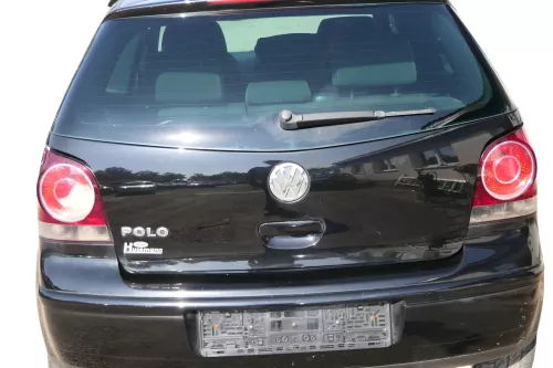 VW Polo 9N3 9N Heckklappe Kofferraumklappe Klappe schwarz L041 - Scheibe