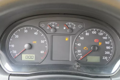 VW Polo 9N Tacho Tachometer Kombiinstrument 200.800km 6Q0920800P 1,2 47kw 40kw