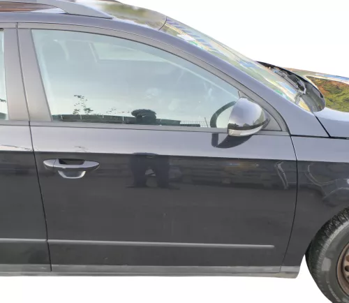 Passat 3C Kombi o. Limo Tür vorne rechts Beifahrer schwarz LC9X ohneAnbauteile (183361)