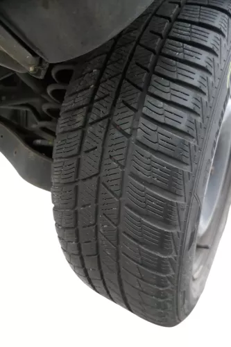 2x VW Passat 3C Golf Reifen Winterrreifen M&S 205/55 R16 91H Felgen 5,5-6mm (183421)