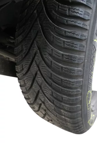 4x VW Passat 3C Golf Reifen Winterrreifen M&S 205/55 R16 91T Felgen 8-8mm (183421)