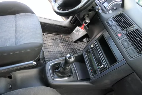 VW Golf 4 Bora Mittelkonsole Mitteltunnel um Schaltung 1J1863201D schwarz  (183483)