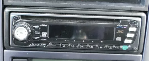 VW Golf 4 Bora T5 T4 Radio JVC KD-S757R CD Player 40W x 4 RDS