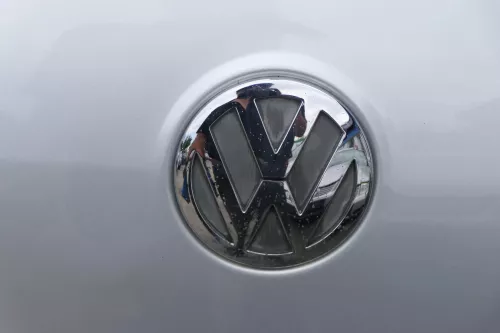 VW Fox 5Z Heckklappe Kofferraumklappe Klappe hinten + Scheibe silber LA7W (183544)