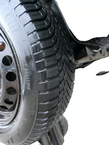 4x VW Golf 6 Plus 5M 195/65 R15 95V Winterreifen M+S Felgen Reifen M&S   ca. 6mm (183574)