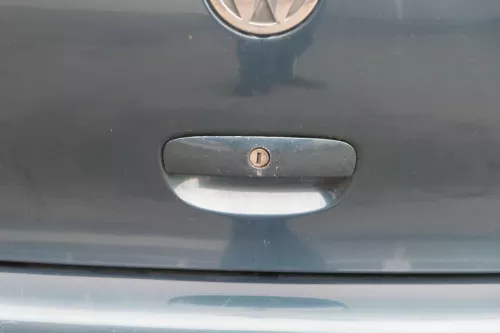 VW Polo 9N3 9N Heckklappe Kofferraumklappe Klappe grün LC6X - Scheibe (183645)