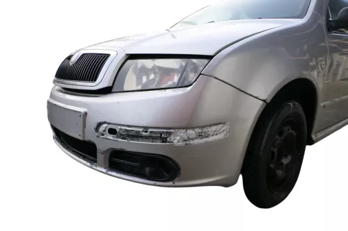 Fabia 6Y Stoßstange Stoßfänger vorne grau silber LF7T Facelift-Gitter NSW-MÄNGEL (183656)