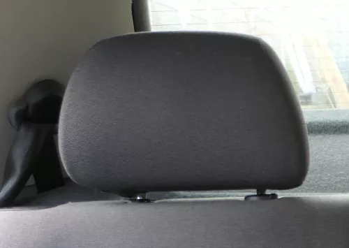 1x Skoda Fabia 6Y Kopfstütze hinten rechts oder links - dunkel anthrazit  (183669)
