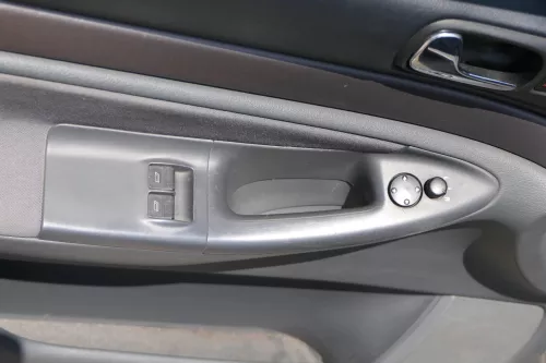 1x Audi A4 B5 Türverkleidung Verkleidung Tür vorne links (183772)