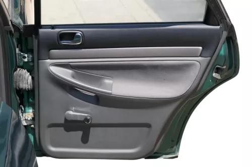 1x Audi A4 B5 Türverkleidung Verkleidung Tür hinten rechts Griff Öffner
