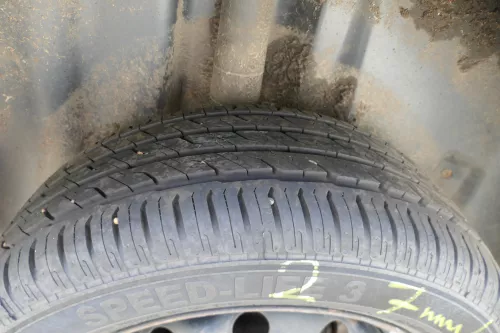 4x VW Polo 9N 6R Felgen Reifen 195/55 R15 85V Sommerreifen ca. 4-6mm (183832)