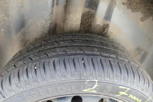 4x VW Polo 9N 6R Felgen Reifen 195/55 R15 85V Sommerreifen ca. 4-6mm  (183832)