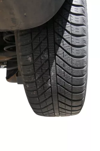 VW Golf 4 Bora Alufelgen 205/55 R16 91H 1J0601025R Montreal BBS Reifen 4-6mm M+S (183917)