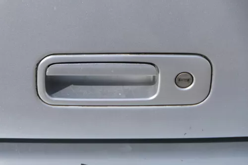 Polo 6N2 Heckklappe Klappe hinten Kofferraumklappe silber LA7W Scheibe ohneAnbau (183989)