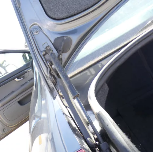 1x 8E B6 B7 Limousine Dämpfer Heckklappe hinten links Scharnier silber LY7W (184083)
