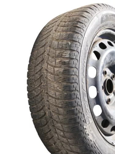 4x Audi A4 8E A6 4B Felgen 205/55 R16 91H Winterreifen Reifen 4-8mm  (184143)