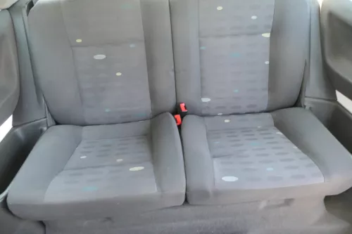 VW Lupo Seat Arosa Sitz Rückbank Sitzfläche für Kopfstützen schwarz (184173)