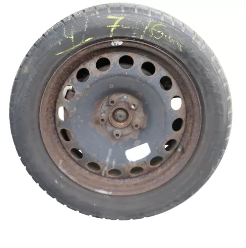 1x  Golf 4 Bora Reifen Felgen 205/55 R16 Winterreifen 7mm M+S Allwetterreifen VL