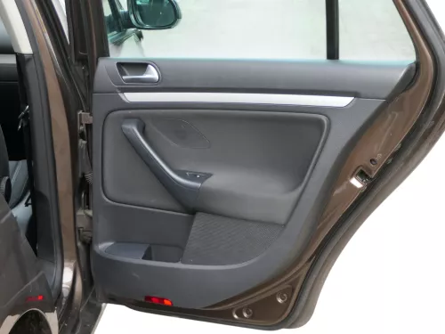 1x Golf Variant Kombi AJ5 5 1K Türverkleidung Verkleidung Tür hinten rechts schw (184235)
