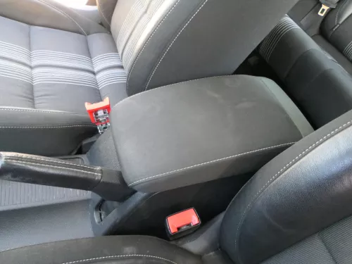 Golf 6 5K Mittelarmlehne Armlehne Lehne Mitte Original verschiebar zum nachrüst