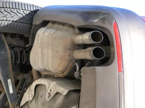 Golf 6 Kombi Auspuff hinten Endschalldämpfer Benziner MItteltopf Mitte 1,4 CAXA