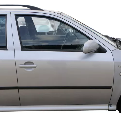 Skoda Octavia 1U Kombi  +Limo Tür vorne rechts Beifahrertür grau silber LF7T