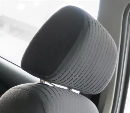 1x Skoda Octavia 1U Kopfstütze vorne oder hinten onyx