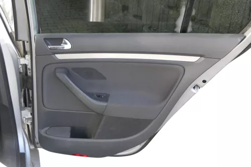 1x Golf 5 Limousine Türverkleidung Verkleidung Tür hinten rechts 4/5-Türer