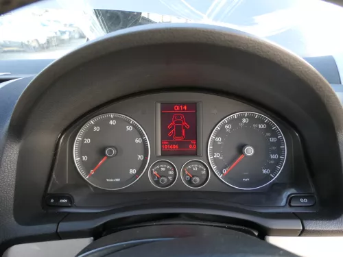 Golf 5 1K 5M Plu Tacho Tachometer 1K0920973A Benzin 101.000 miles MEILEN  RHD (184459)