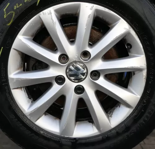 1x Felge Alufelge original VW Golf 5 Touran 6,5jx15H2 ET50 1K0601025CA Bristol 4