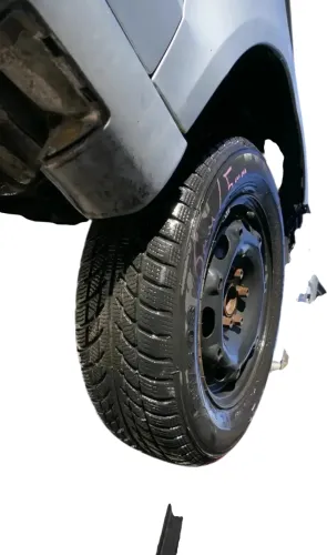 4x VW Polo 9N Felgen Reifen 175/70 R14 84T Winterreifen 5jx14H2 ET35 ca. 5-7mm (184561)