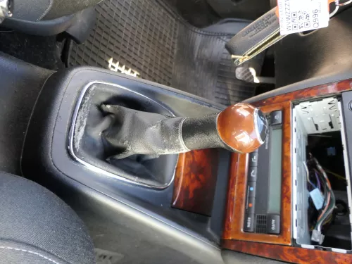 Golf 4 Bora Schaltknauf Schaltsack schwarz TDI Holz Dekor wurzelnuss klein (184605)