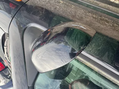 VW Polo 6N2 manueller Spiegel Außenspiegel rechts außen schwarz LC9Z (184672)