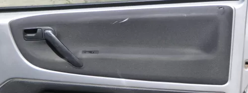 1x VW Lupo Arosa Türverkleidung Verkleidung Tür vorne rechts oben off-black schw