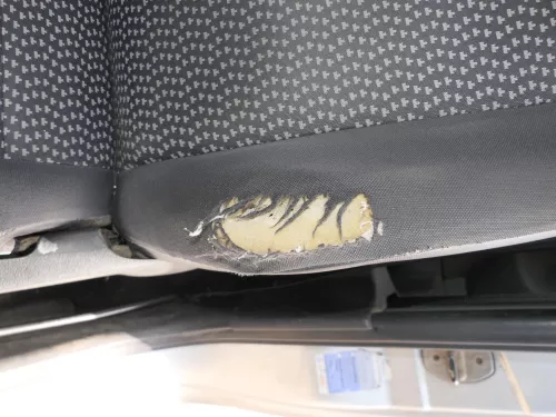Seat Arosa VW Lupo Sitz vorn links Fahrersitz Höhenverstellung schwarz dunkel (184690)