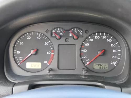 VW Golf 4 Tacho Tachometer Kombiinstrument 244.000km 1J0920806 1,4 16V 75PS 55kw