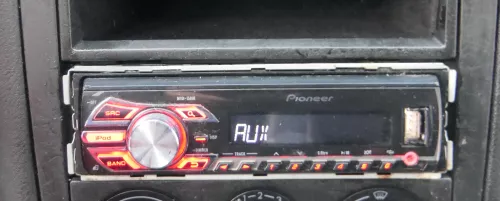 VW Golf 4 Bora T5 T4 Radio Pioneer MVH-150UI CD-Player USB AUX  (184704)