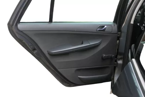 1 x Fabia 6Y Kombi Türverkleidung Verkleidung Tür hinten links schwarz anthrazit