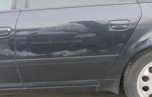 Audi A6 4B C5 Tür Türblatt hinten links nur Türblatt schwarz LZ9W -ohneAnbauteil