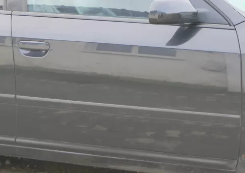 Audi A6 4B C5 Tür nur Türblatt vorne rechts Beifahrertür schwarz LZ9W